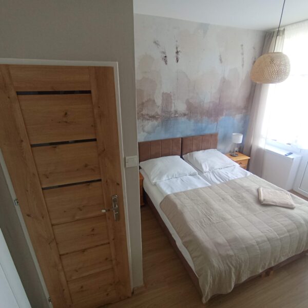 Apartament nr 3 dwupokojowy z kuchnią i łazienką - KAMERALNY