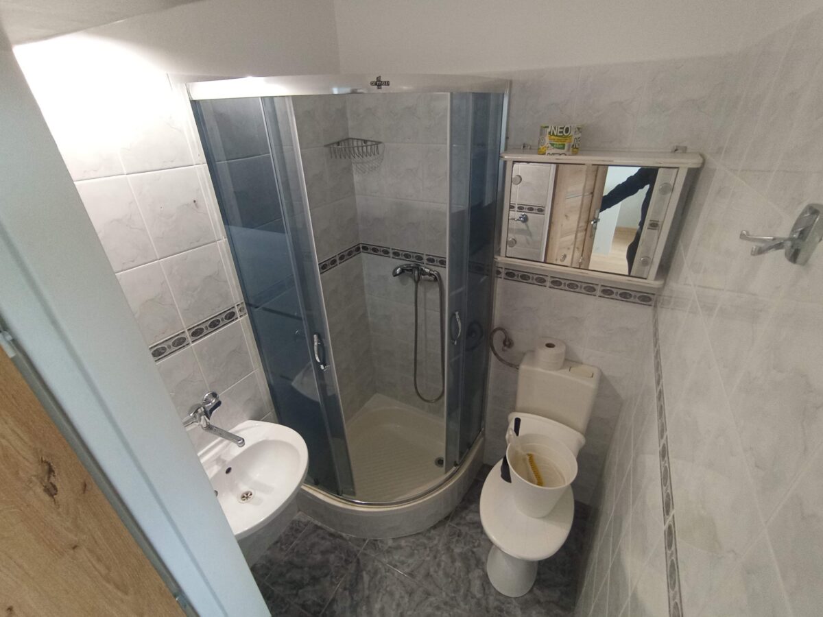 Apartament nr 3 dwupokojowy z kuchnią i łazienką - KAMERALNY