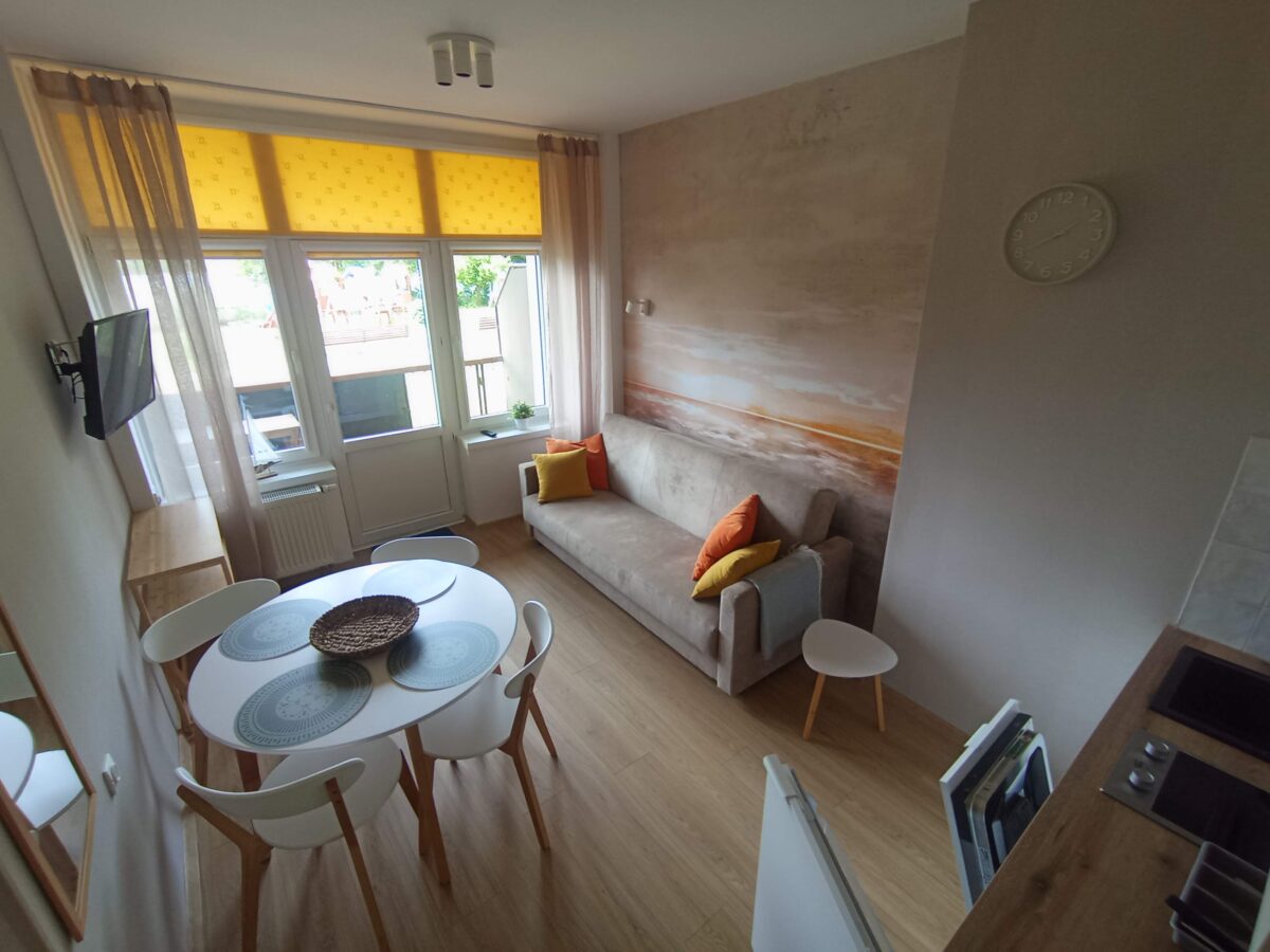 Apartament nr5 dwupokojowy z kuchnią i łazienką - KAMERALNY